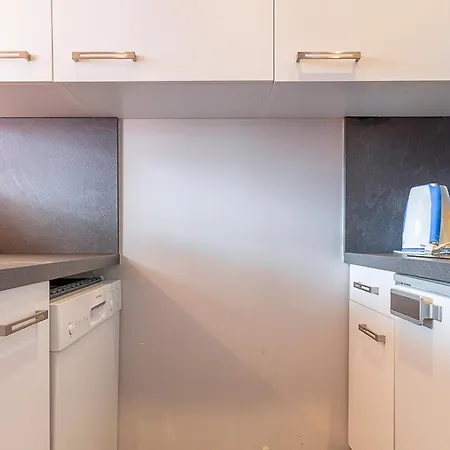 Apartment Renove Centre Station, 4 Pers, Balcon Sud, Proche Pistes Et Commerces - Fr-1-314-126 *